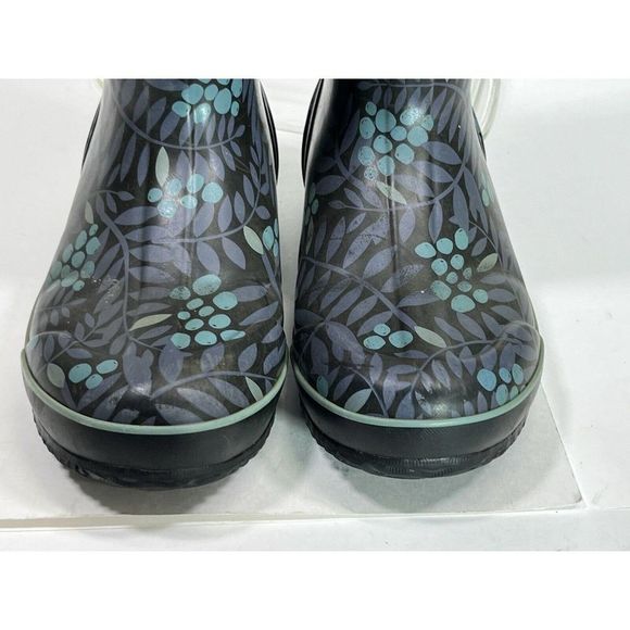 BOGS Womens Winterberry Blue Black Tall Waterproof Boots Size 8 US Mud Farming - Picture 5 of 13